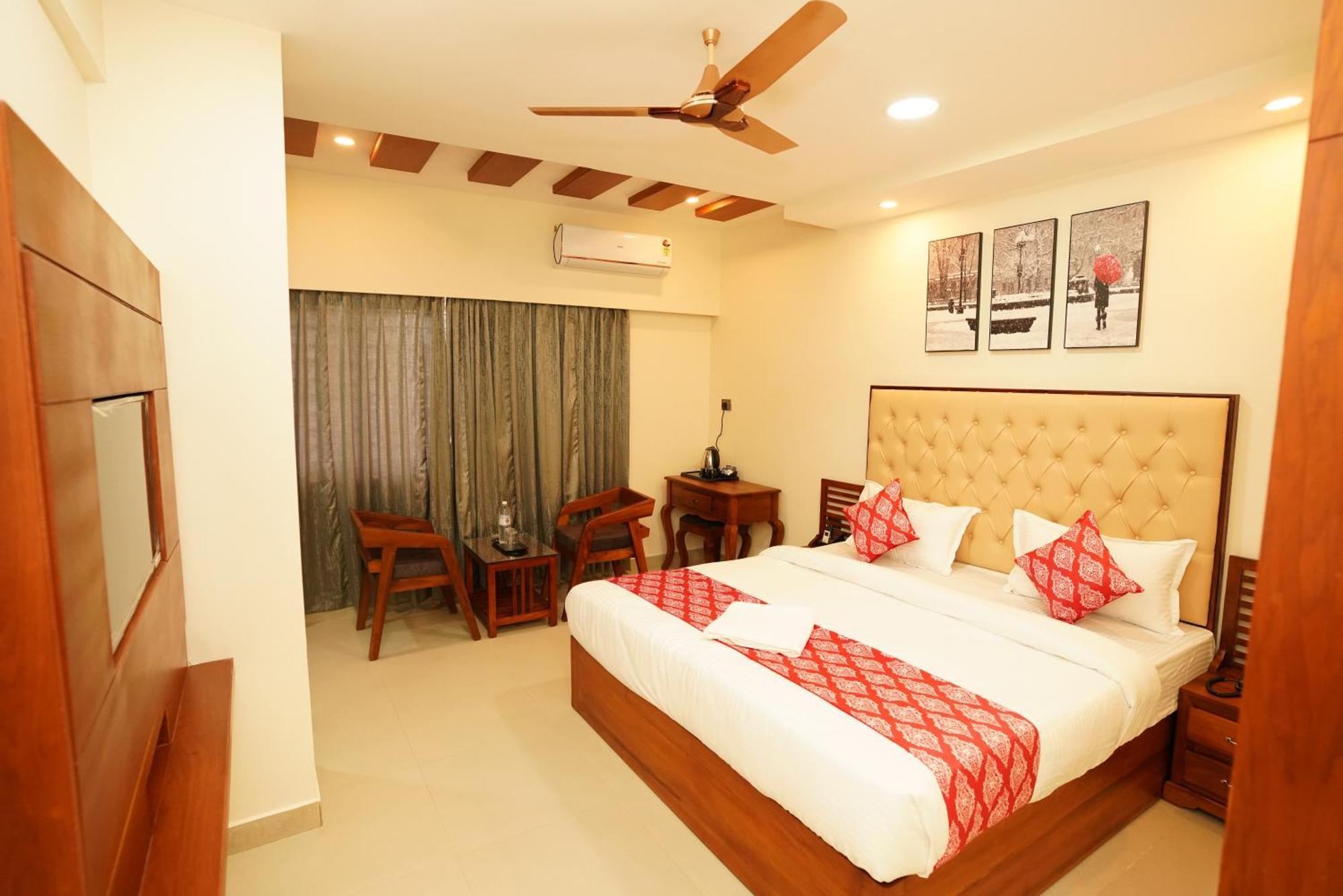 Hotel Saavees Residency Bangalore Exterior foto